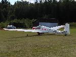 Motorsegelflygplanet som Ånge Flygklubb använder för utbildning av piloter.